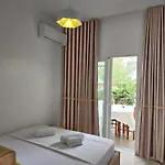 Bilbil * Ksamil