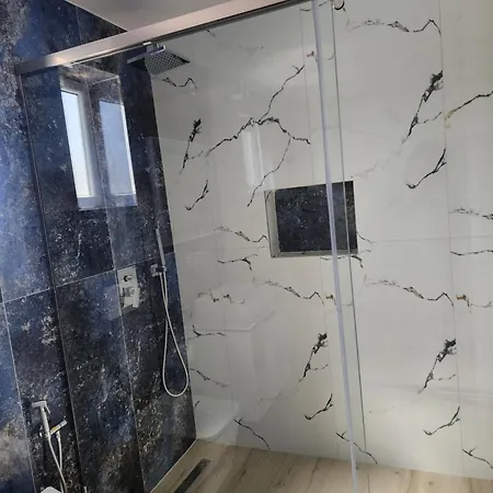 Apartment Bilbil Ksamil